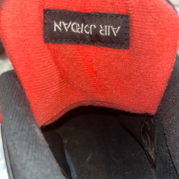 Jordan 4 Red Thunders, size 9.5 - Picture 6 of 6